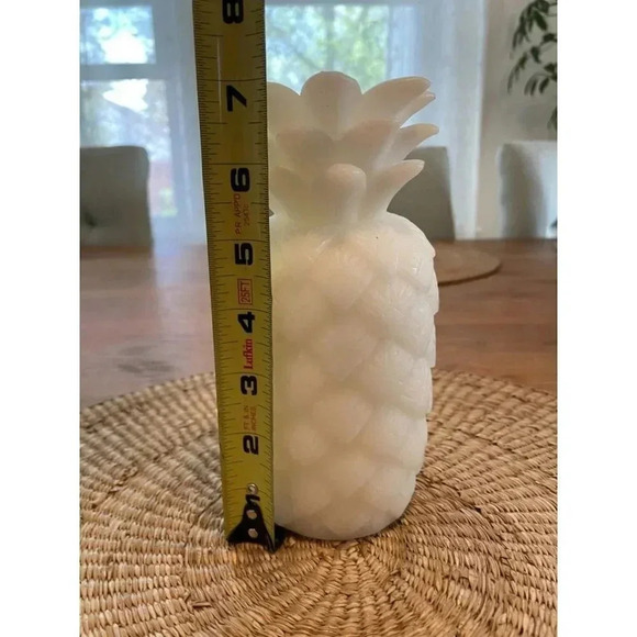 7" White Pineapple Handmade Candle - Picture 4 of 6